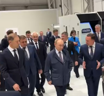 Российские станки "Саста" были продемонстрированы Владимиру Путину